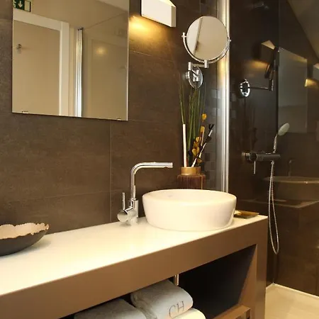 Nocleg ze śniadaniem Castilho House Cais 3*