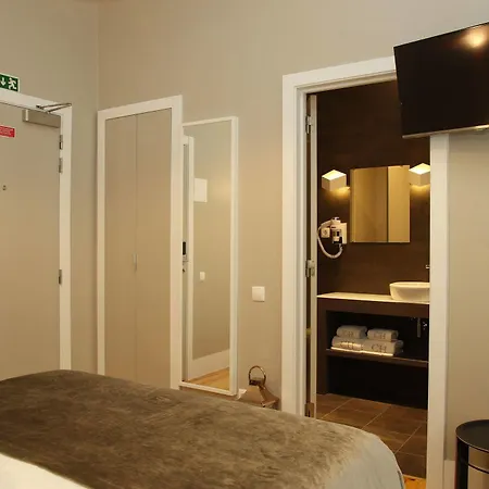 Castilho House Cais Nocleg ze śniadaniem 3*